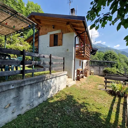 Ciapin House Buglio in Monte